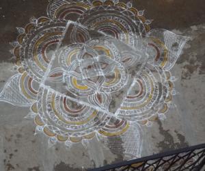 Freehand kolam