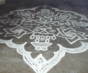 Rangoli: Charriot