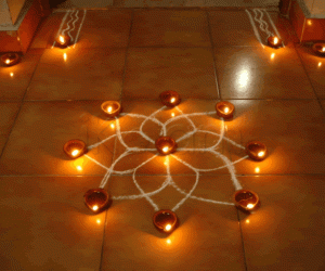 Rangoli: Kolam with lamps