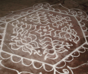 Rangoli: Lotuses