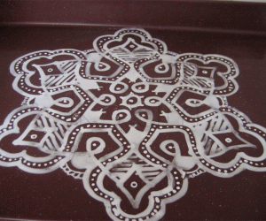 Dotted Maakkolam