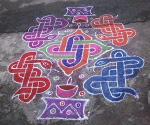 Rangoli: Snakessss!