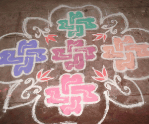 Rangoli: Swastik