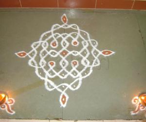 Simple Chiku Kolam