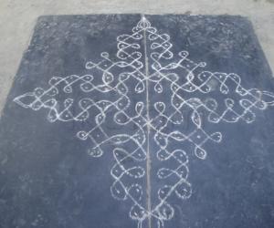 Rangoli: kolam drawn on 25th dec 09