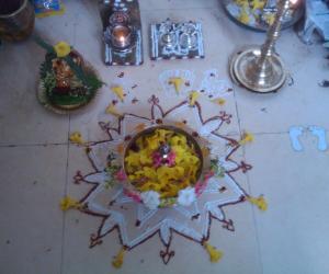 pooja room kolam