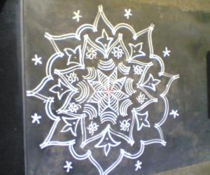 Rangoli: Fee hand kolam