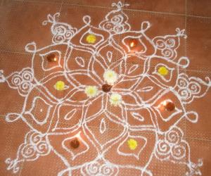 Free hand rangoli