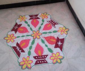 Rangoli: Margazhi Kolam