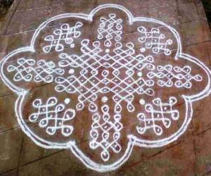 rangoli with dots