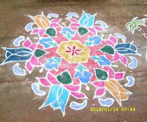 Rangoli: Margazhi kolam Lotus