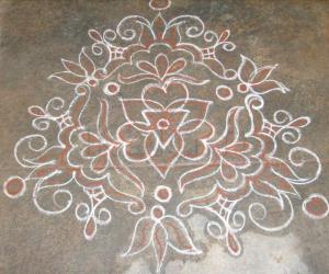 Rangoli: Friday Kavi kolam