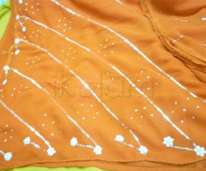 Rangoli: Saree