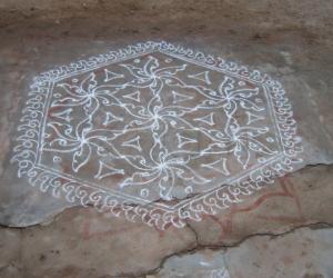 Pulli kolam