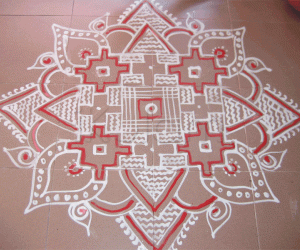 Red/White....Kanyakolam/Padikolam