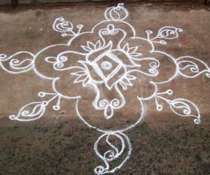 Mango kolam