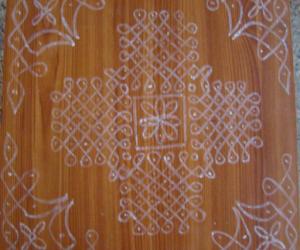 Rangoli: Chalk kolam