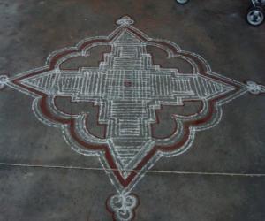 Rangoli: Traditional kolam