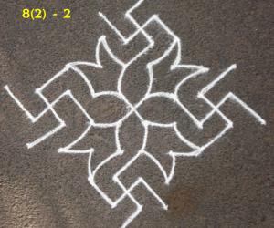 Rangoli: Swastik Pookolam