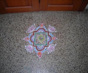 Simple padi kolam for 1st day of Aadi