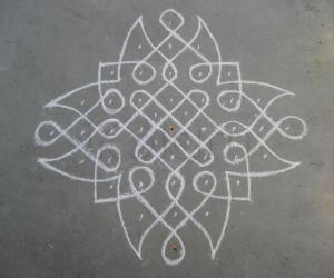 Rangoli: Chikku kolam