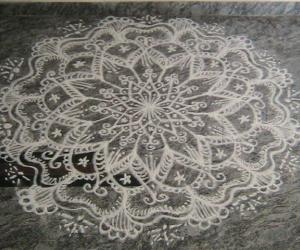 Rangoli: free hand kolam