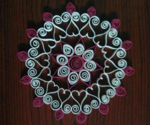 Rangoli: quilled kolam