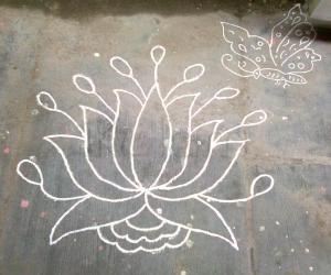 Free hand rangoli