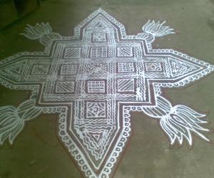 Rangoli: varalakshmi pooja kolam