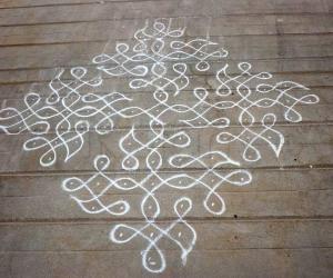 Simple Sikku kolam