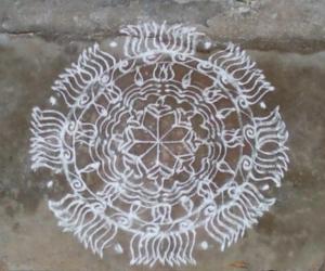 free hand rangoli