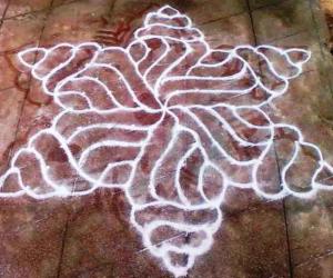 Rangoli: kolam with dots