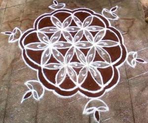 dotted kolam