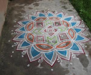 Kuzhal Kolam