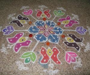 Rangoli: Daffodil