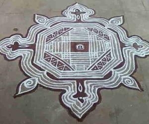 AADI 2ND VELLI 1ST KOLAM