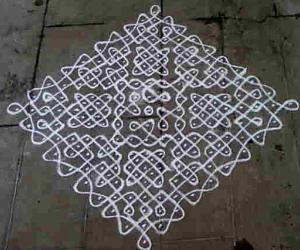 dotted kolam