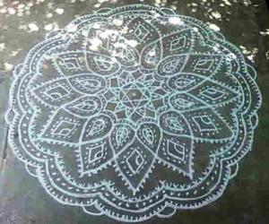 Rangoli: INSPIRATIONAL RANGOLIES