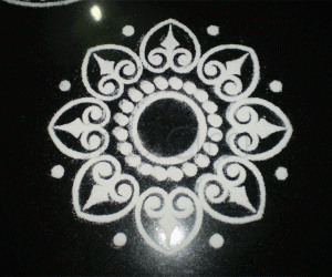 Stencil Kolam