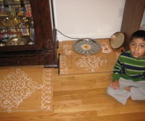 Rangoli: dotted kolam