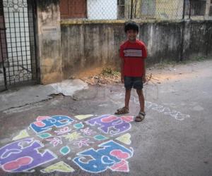 Rangoli: Dotted kolam