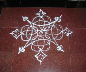 Small chikku kolam