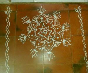 INSTANT EZHAI KOLAM