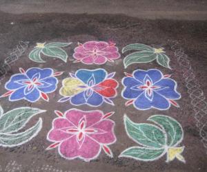 Rangoli: Flower kolam