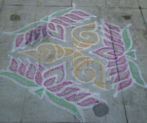 Lotus kolam