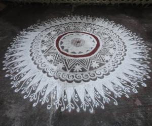 Free hand kolam