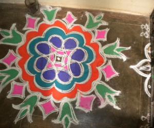 freehand kolam