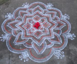 Kuzhal Kolam