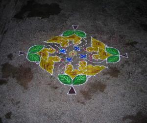 Dotted bird kolam