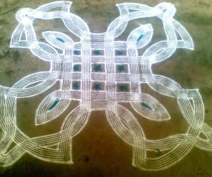 Kuzhal Kolam